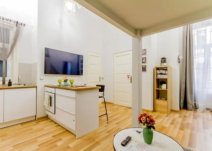 Apartment Cozy Place 10min Walk To Parliament & Friendly Host