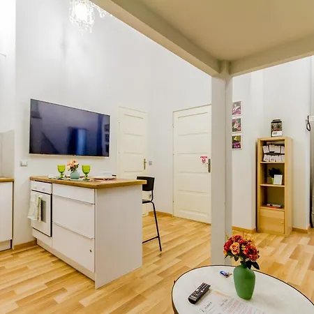 Apartamento Cozy Place 10min Walk To Parliament & Friendly Host